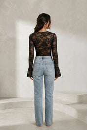 Body noir en dentelle à col V | Lounelle Paris