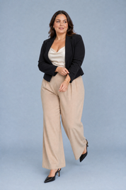 Pantalon large taille haute plissé | Porté sur une silhouette plus ronde | Lounelle Paris