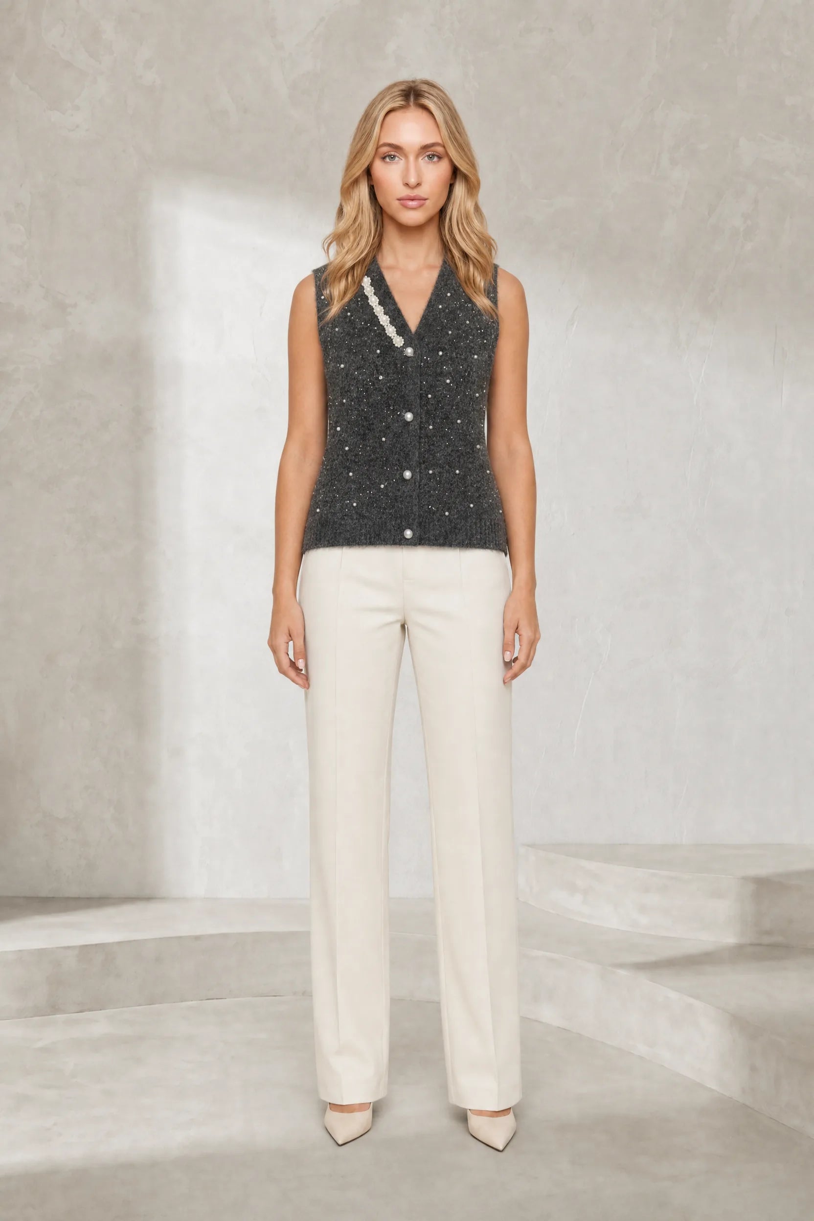 Gilet sans manches col V perlé | Lounelle Paris