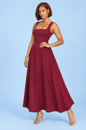 Robe midi bordeaux à fines bretelles et ourlet ample | Vue de dos | Lounelle Paris