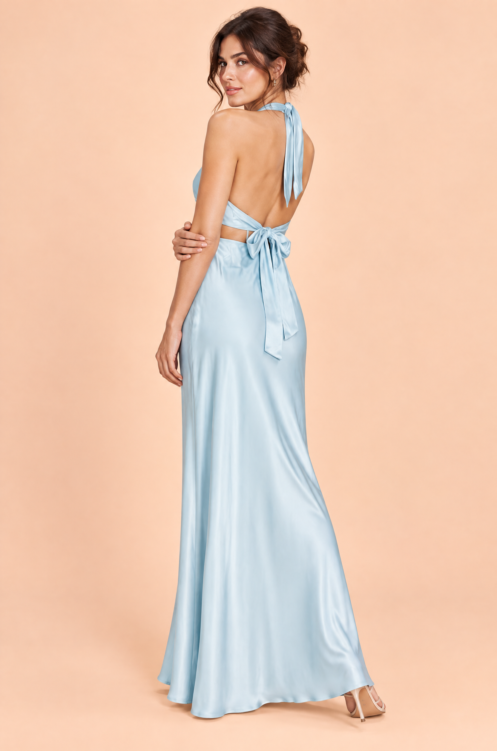 Robe longue bleu poudré à fronces et col V | Vue de dos | Lounelle Paris