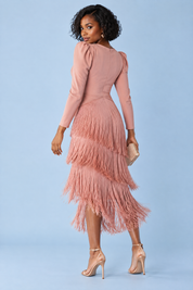 Robe rose poudré à franges et col V | Vue de dos | Lounelle Paris