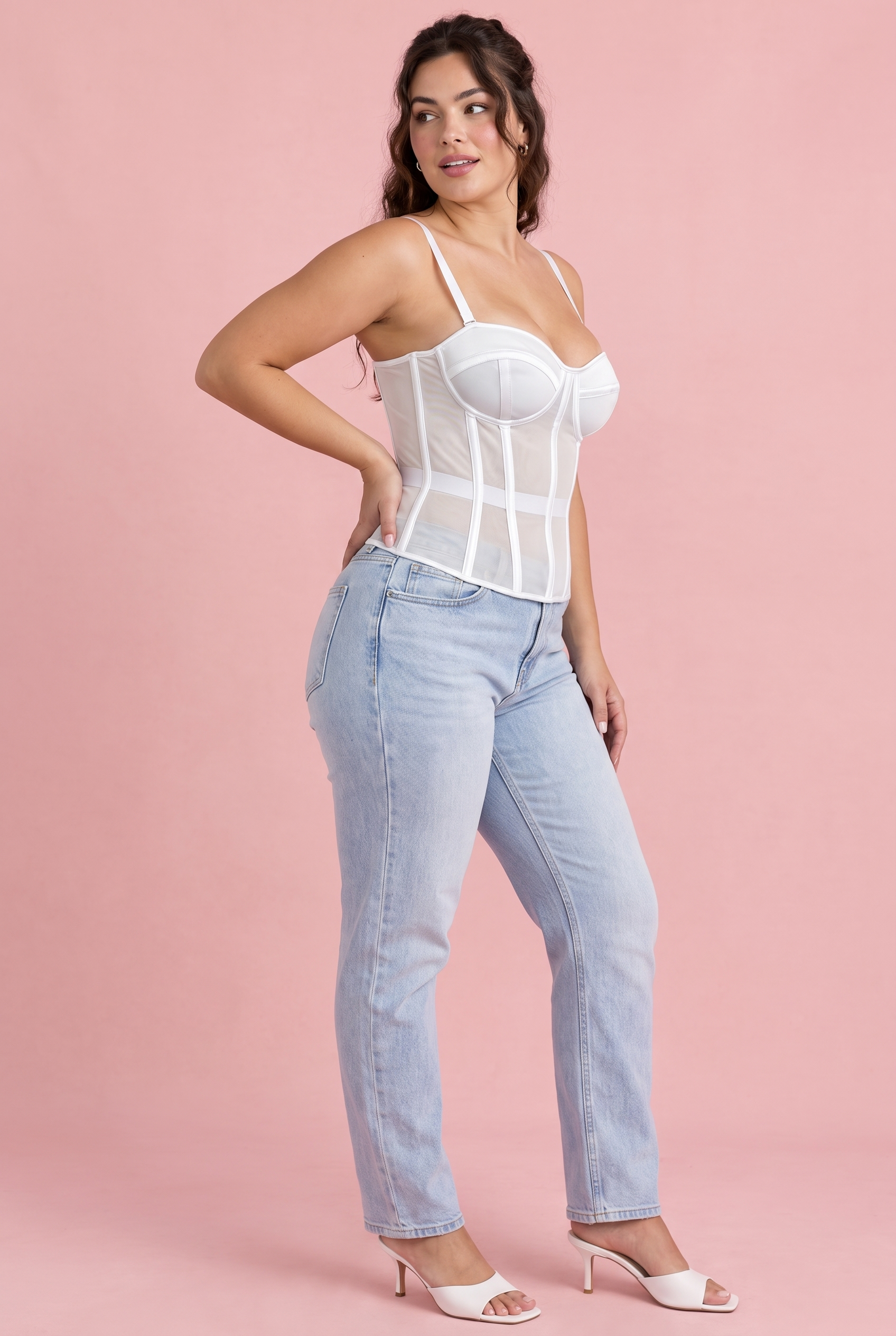 Top bustier blanc à empiècements transparents | Porté sur une autre silhouette | Lounelle Paris