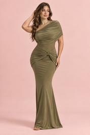 Robe longue froncée à épaules dénudées vert olive | Porté sur une autre silhouette | Lounelle Paris
