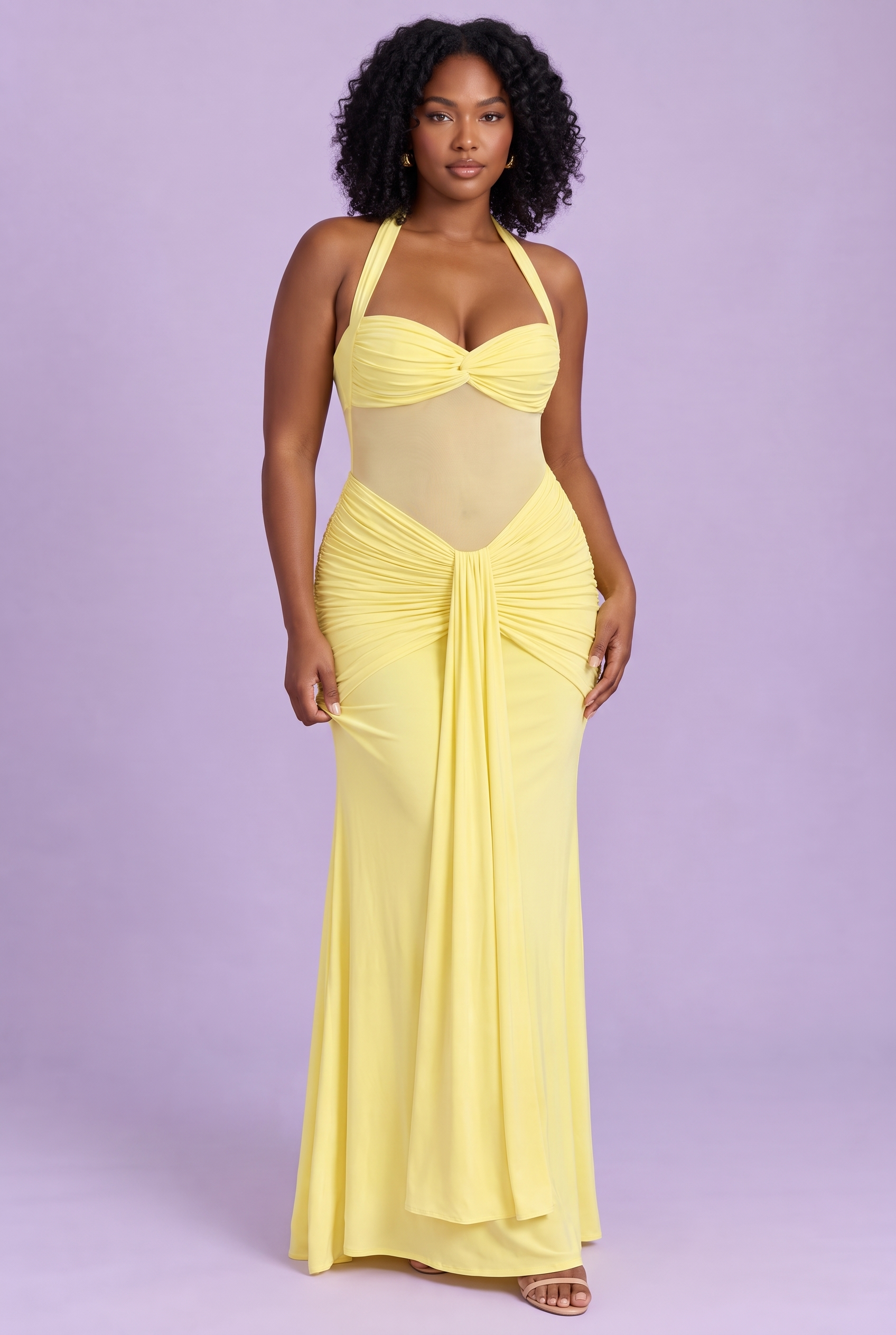 Robe longue froncée tour de cou jaune | Porté sur une autre silhouette | Lounelle Paris