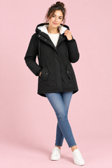 Svart oversized parkas med huva