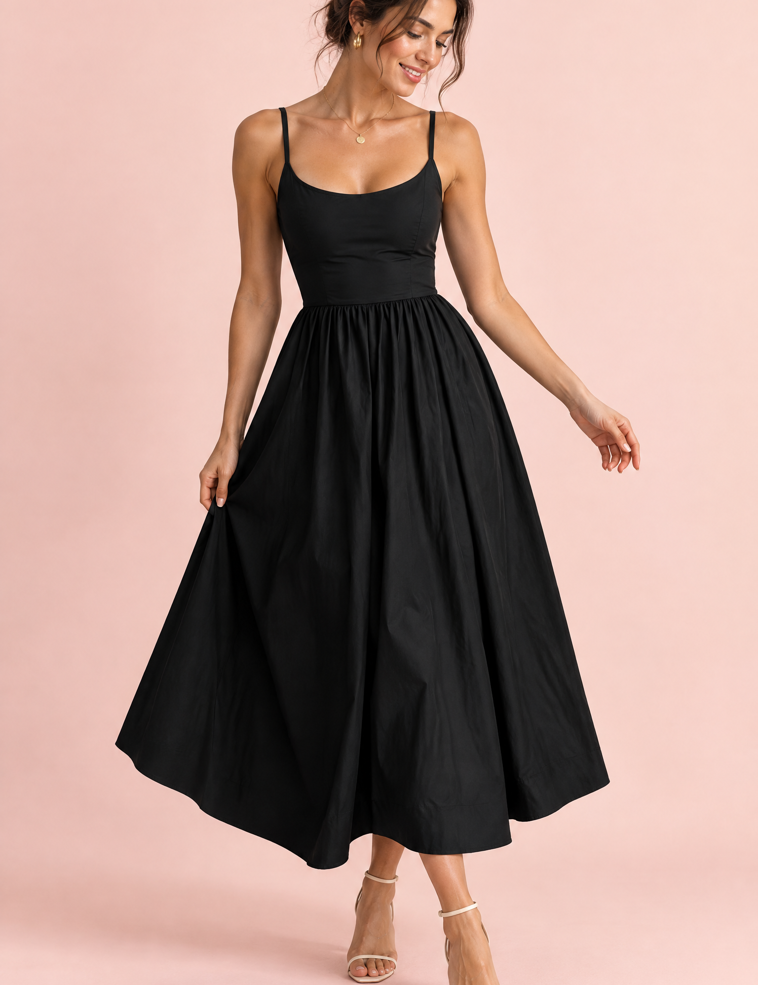 Robe midi noire plissée évasée | Vue de face | Lounelle Paris