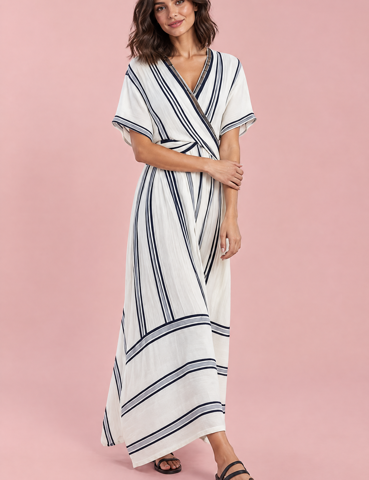 Robe portefeuille blanche à col V | Vue de face | Lounelle Paris