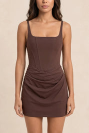 Robe café encolure carrée laçage dos | Lounelle Paris