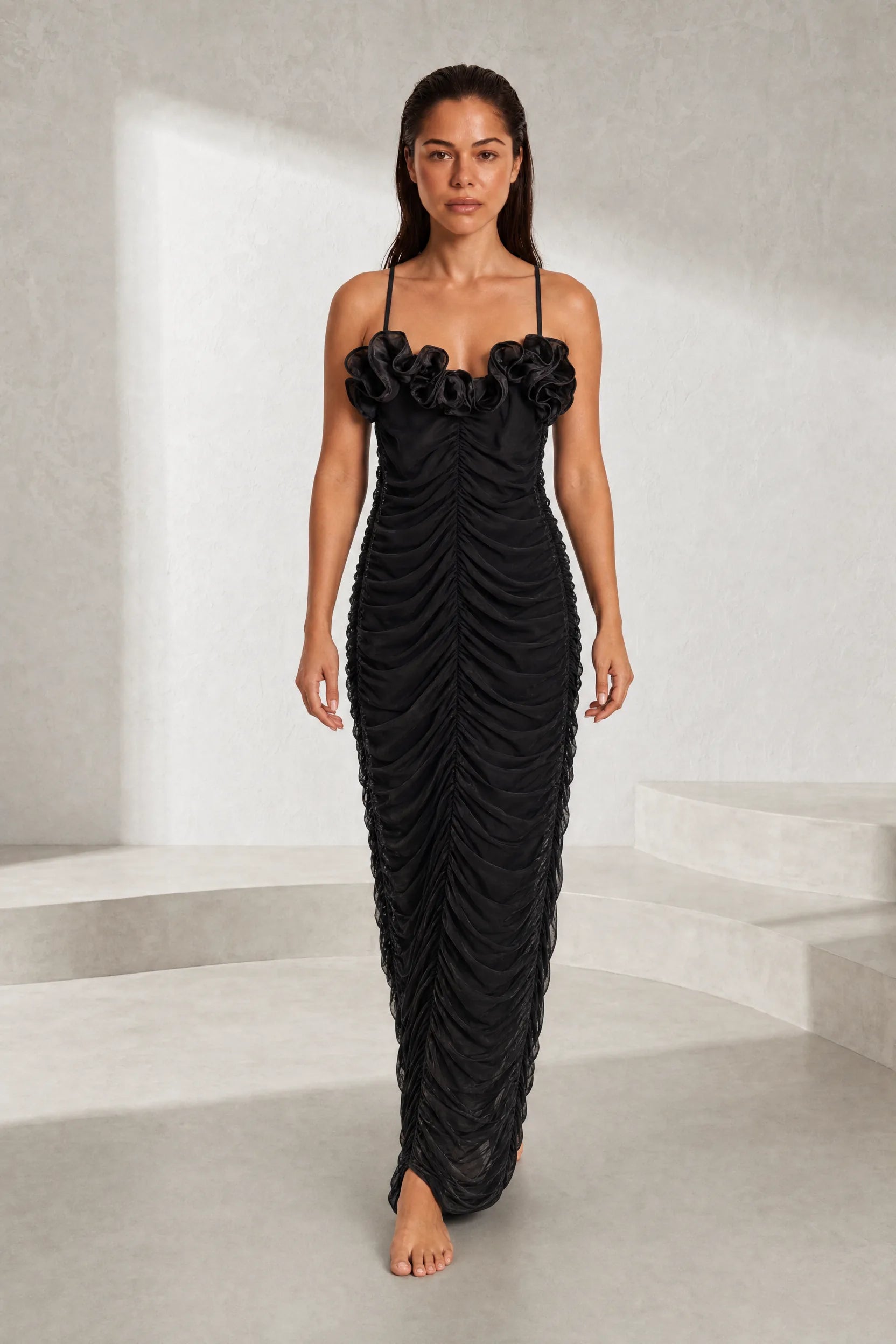 Robe longue noire fines bretelles | Lounelle Paris