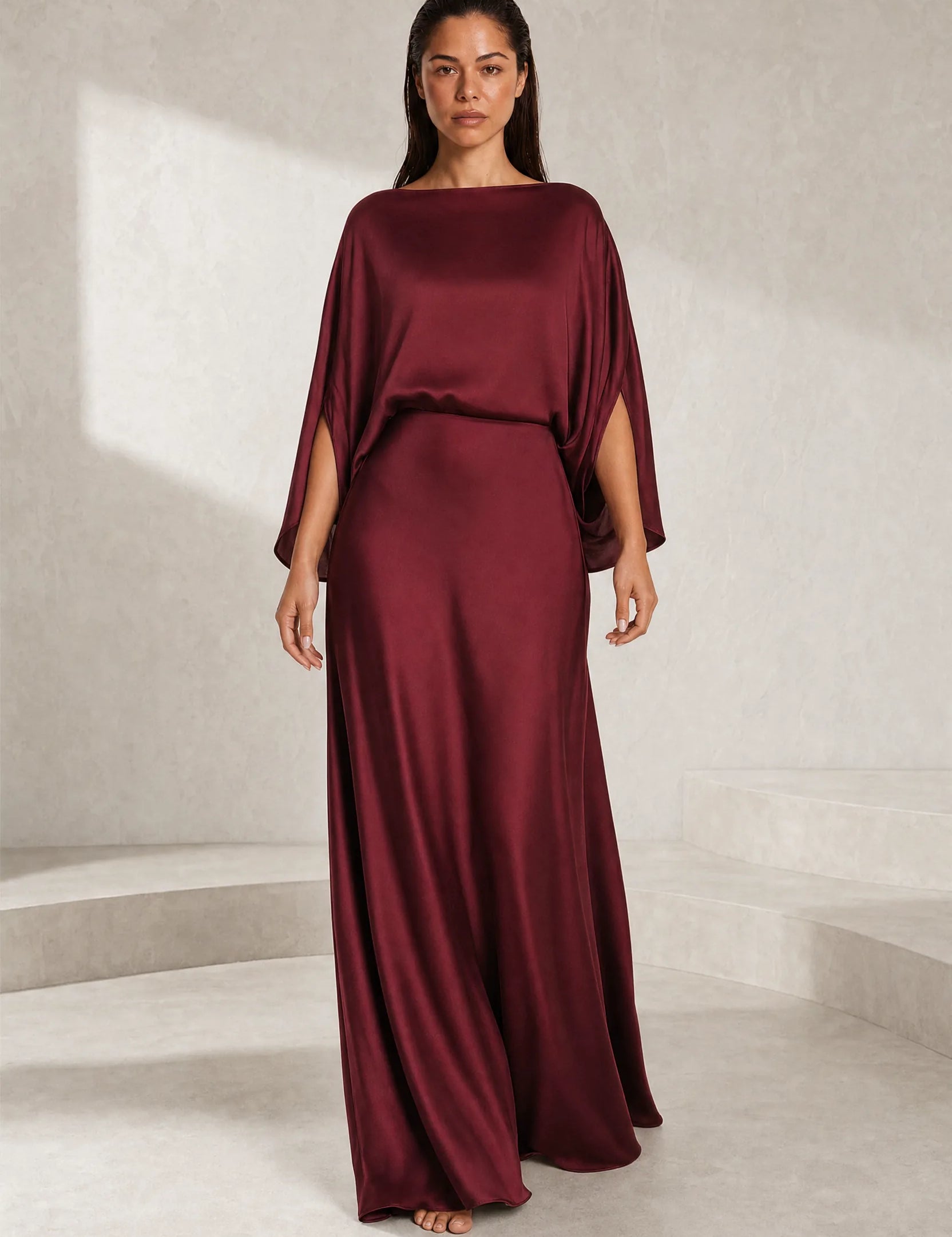 Robe longue satinée encolure bateau | Lounelle Paris