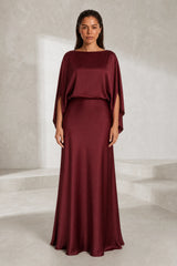 Robe longue satinée encolure bateau