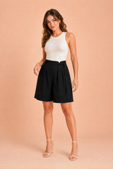 Högmidjade vida shorts